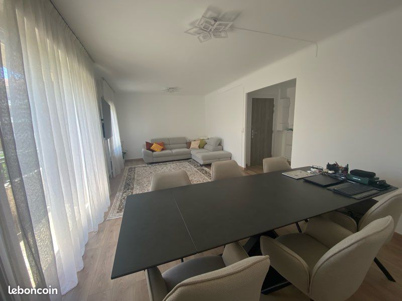 Appartement 3 pièces 74 m² · à Saint-Fons · 74 m² · 199 000 €