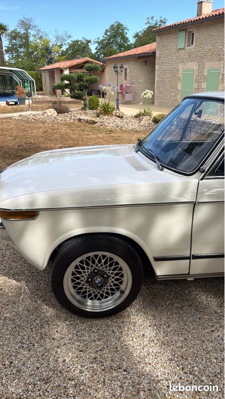 BMW 2002 restauration complète (image 4)