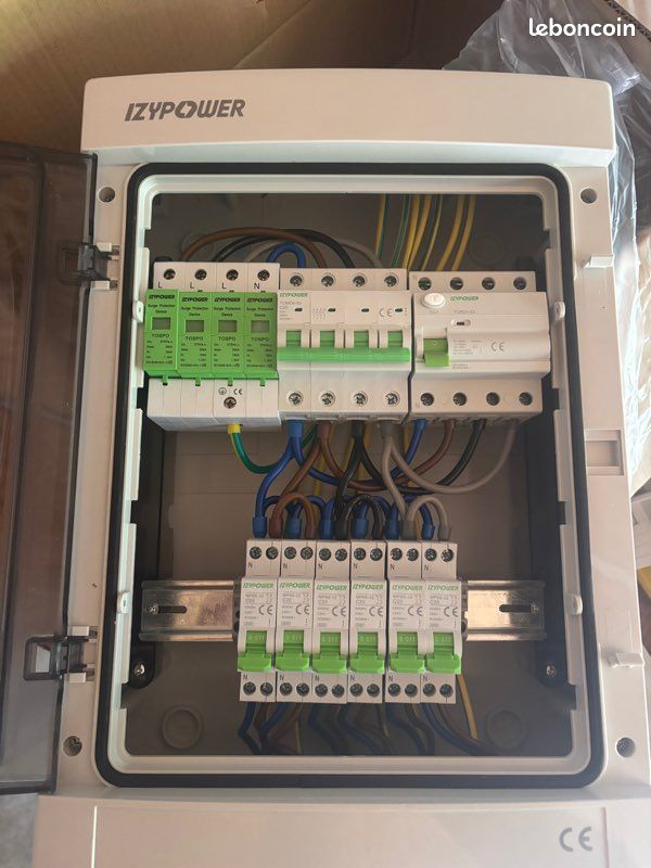 Coffret AC photovoltaique, triphasée neuf (image 3)