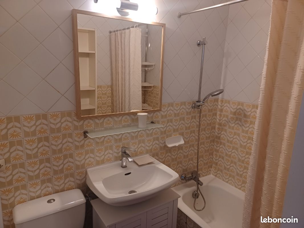 Appartement 3 pièces 27 m² · à Albertville · 27 m² · 520 €