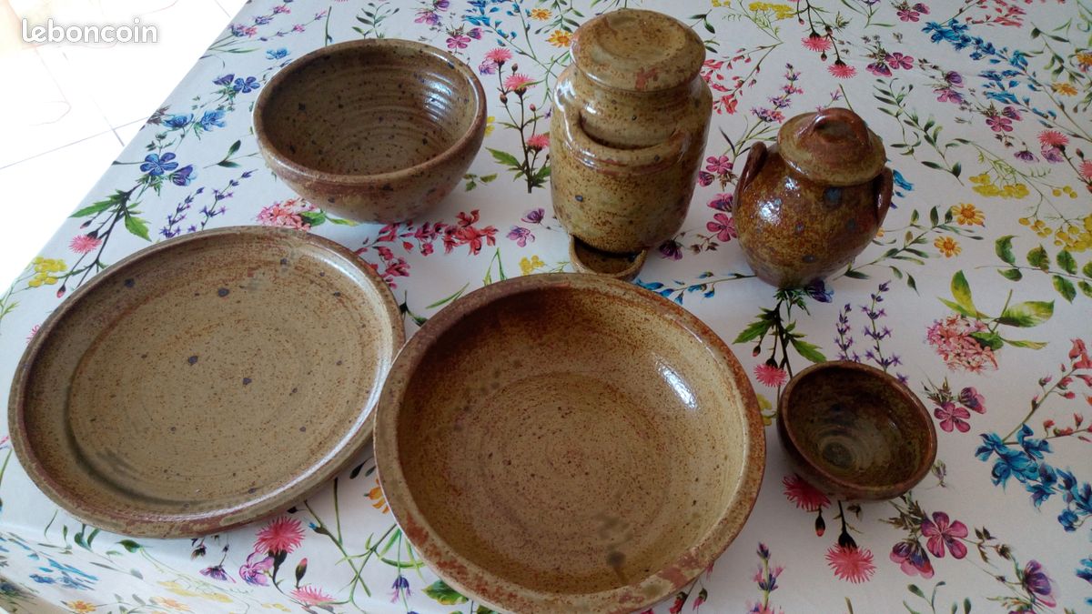 Lot de poterie en gres du berry (image 2)