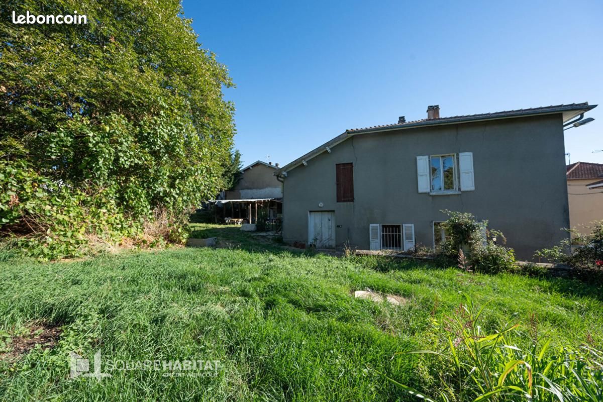 Maison 5 pièces 186 m² · à Valherbasse · 186 m² · 170 000 €