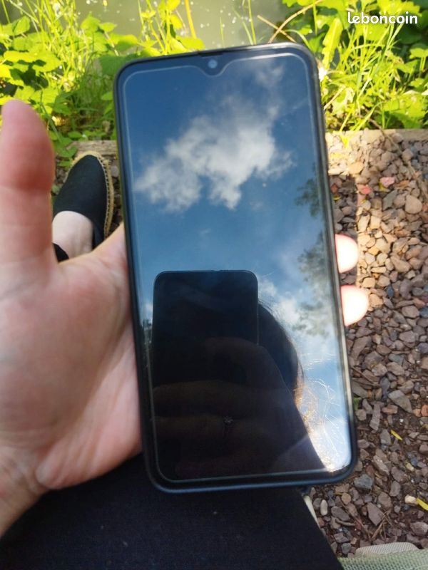 Samsung A50 (image 1)