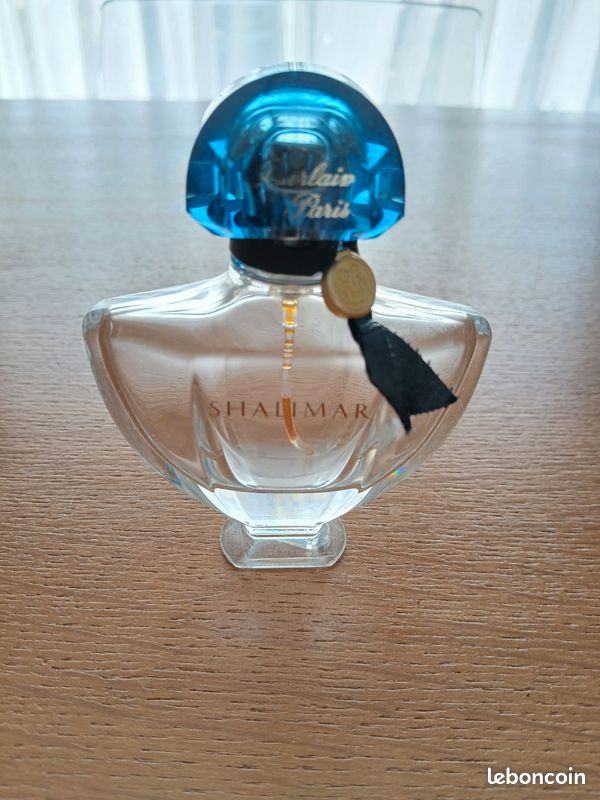 Flacon de parfum vide Shalimar de Guerlain (image 1)