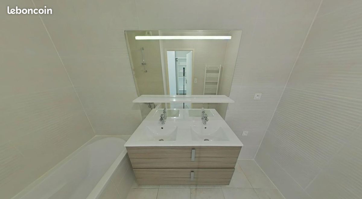 Appartement 3 pièces 70 m² · à Nantes · 70 m² · 922 €
