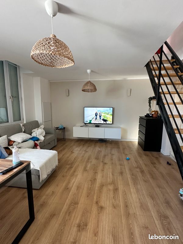Maison 4 pièces 86 m² · à Carbon-Blanc · 86 m² · 1 250 €/mois