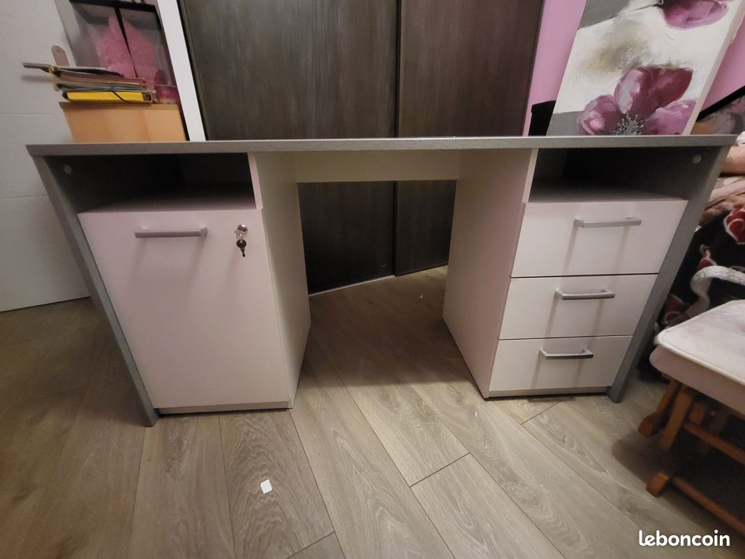 Bureau comme neuf 145cm (image 1)