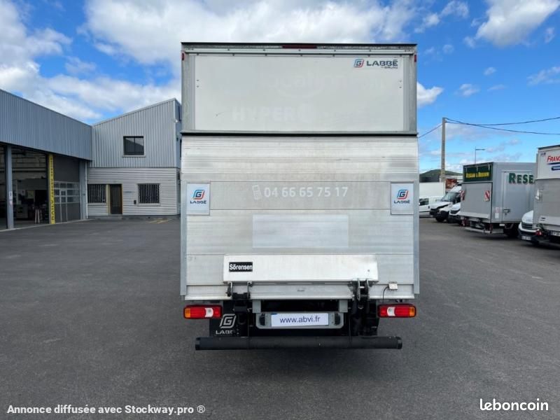 Iveco Daily CAISSE LABBE HAYON DEFLECTEUR TOIT POLYESTER 35C16H 3.0 (image 4)