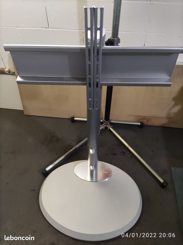 Meuble TV pivotant (image 3)