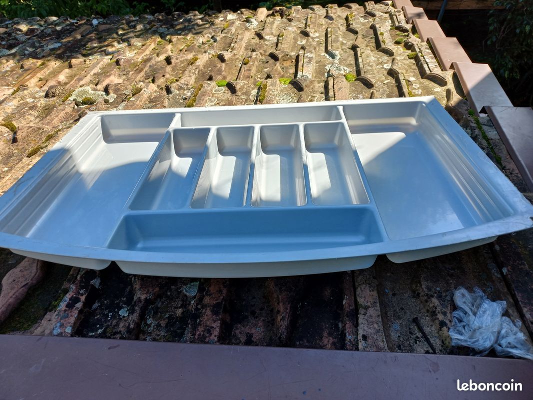 Range couverts (image 1)