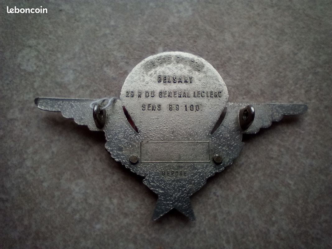 Insigne épingle Militaire Vintage - Parachutiste Tchèque étoile Rouge