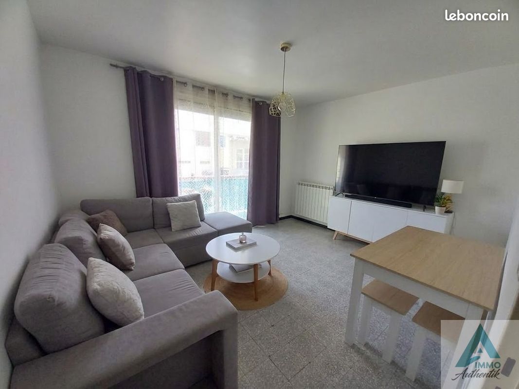Appartement 60 m² · à Carnoux-en-Provence · 60 m² · 933 €/mois