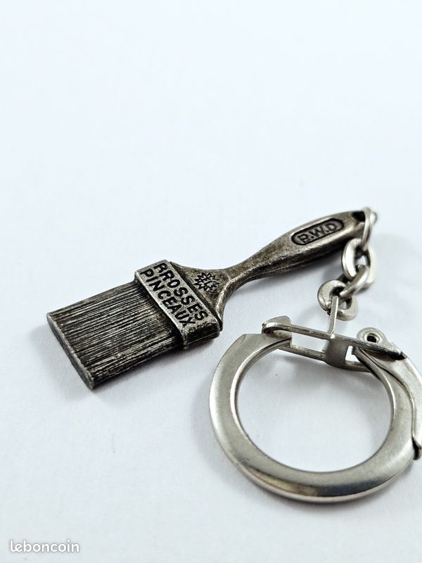 Porte-clés Peigne Argent Métal - Neuf Avec étiquettes - Marque Onwomania