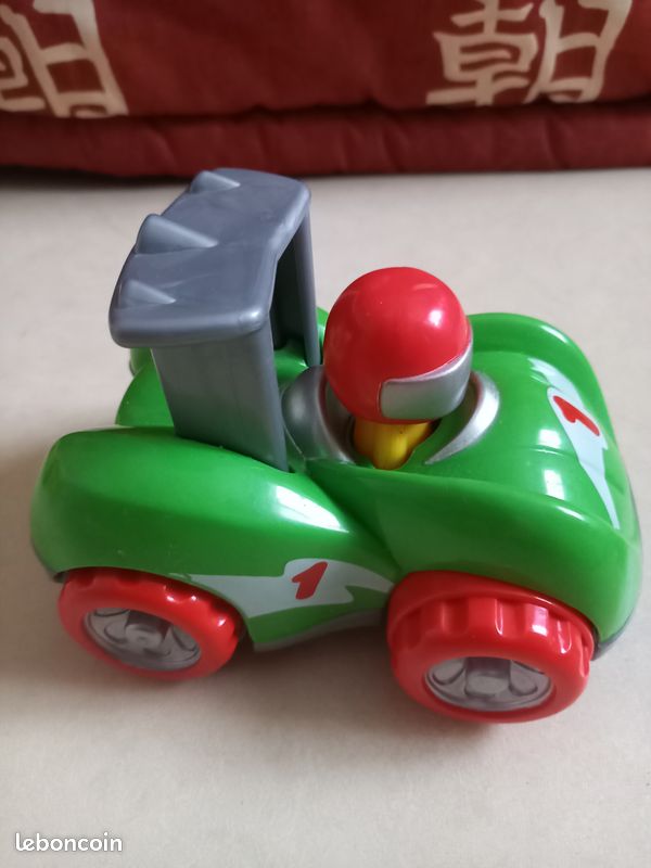 Petite voiture pour enfant (image 2)
