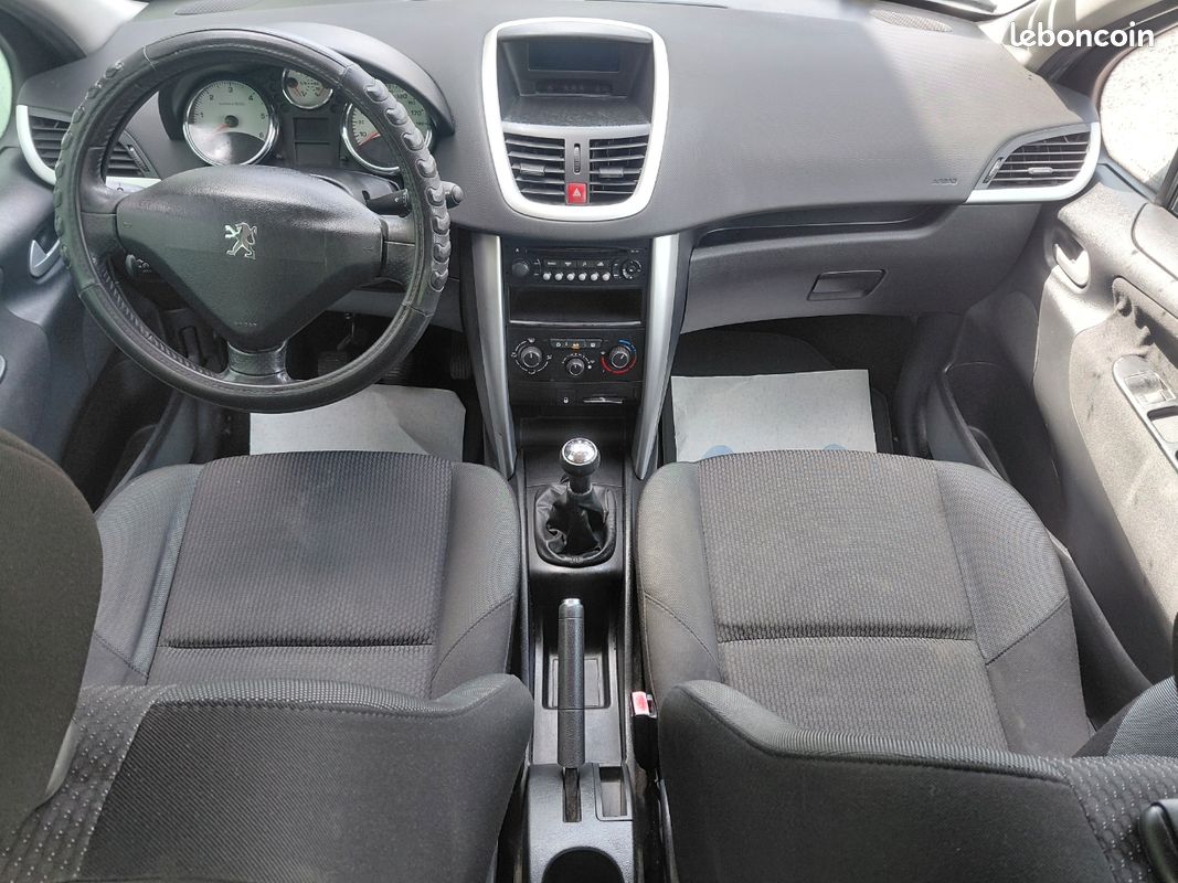 Peugeot 207 1.6 hdi (image 5)