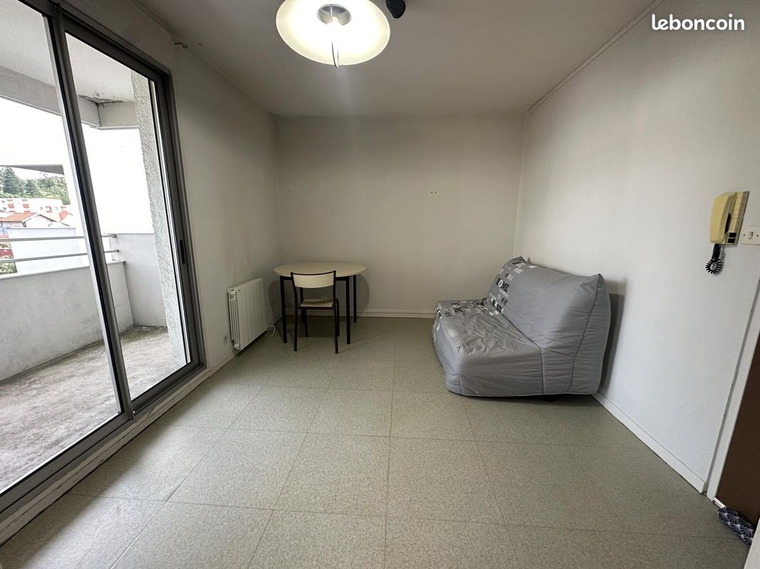 Appartement 1 pièce 20 m² · à Clermont-Ferrand · 20 m² · 400 €
