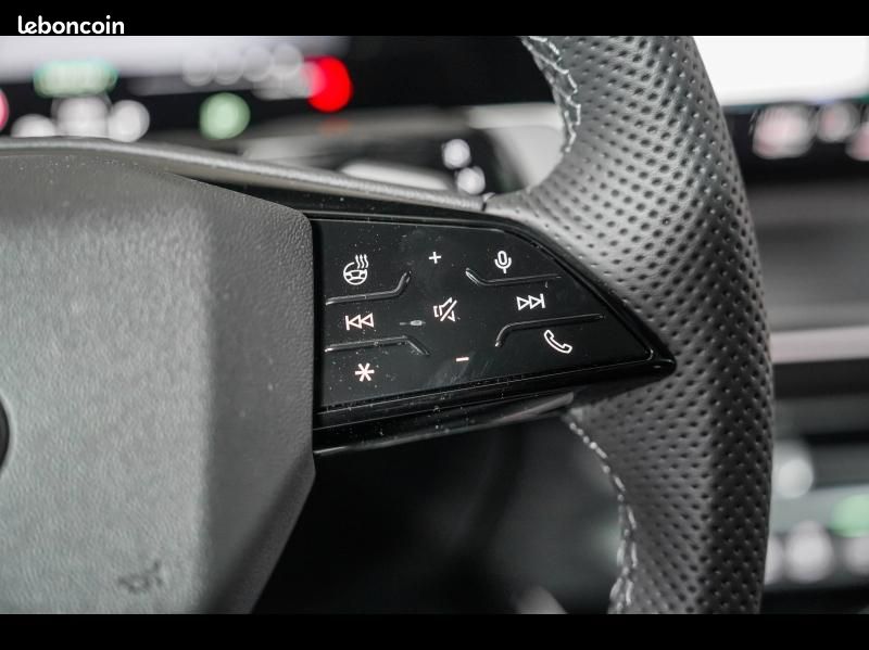 Audi Q3 1.5 e-hybrid 272ch S line S tronic 6 (image 24)