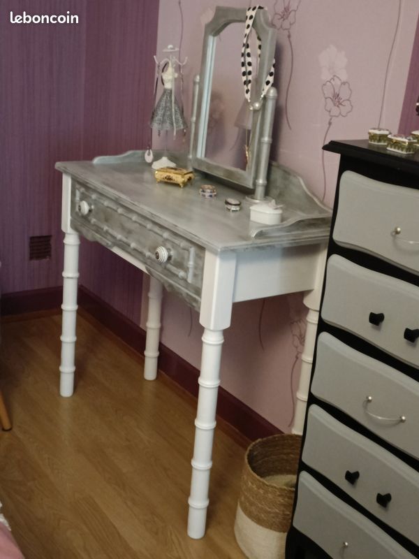 Coiffeuse avec miroir (image 3)
