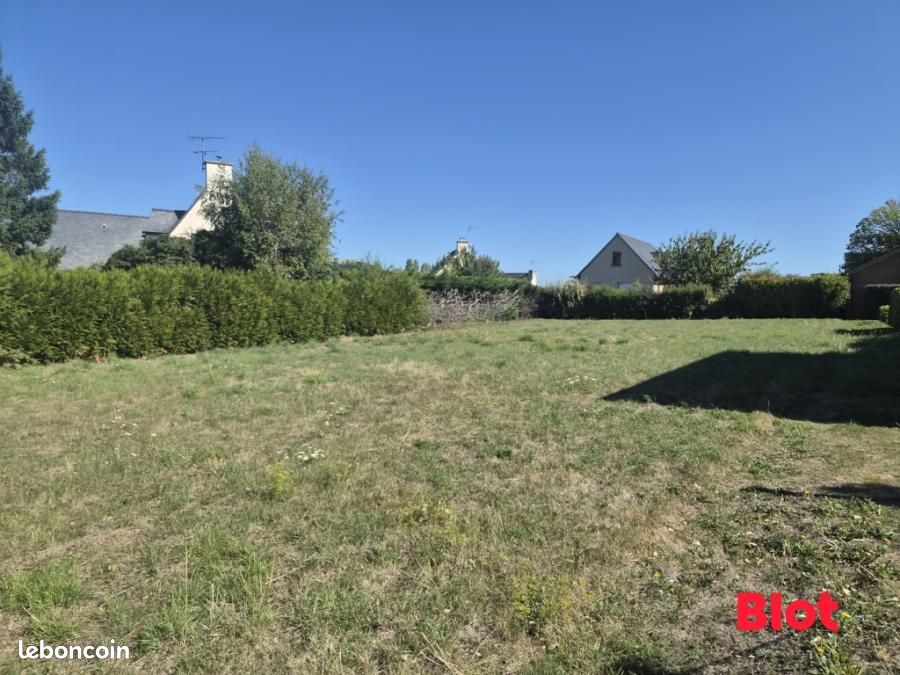 Terrain 882 m² Dinard · 378 000 €