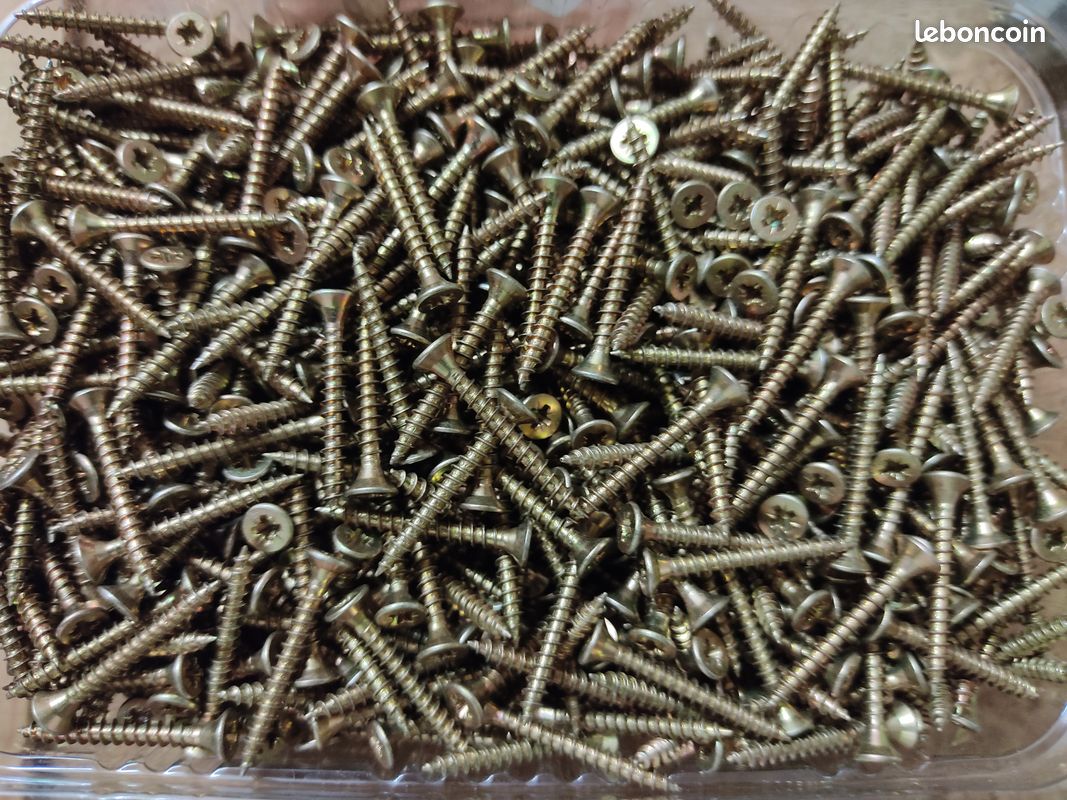 Lot de 1420 vis 2,5x25mm agglo tête fraisée (image 1)