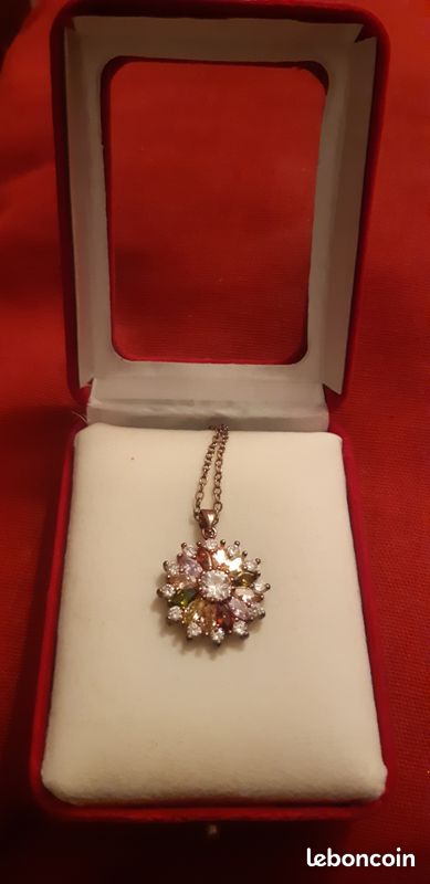 Bijoux pendentif (image 1)