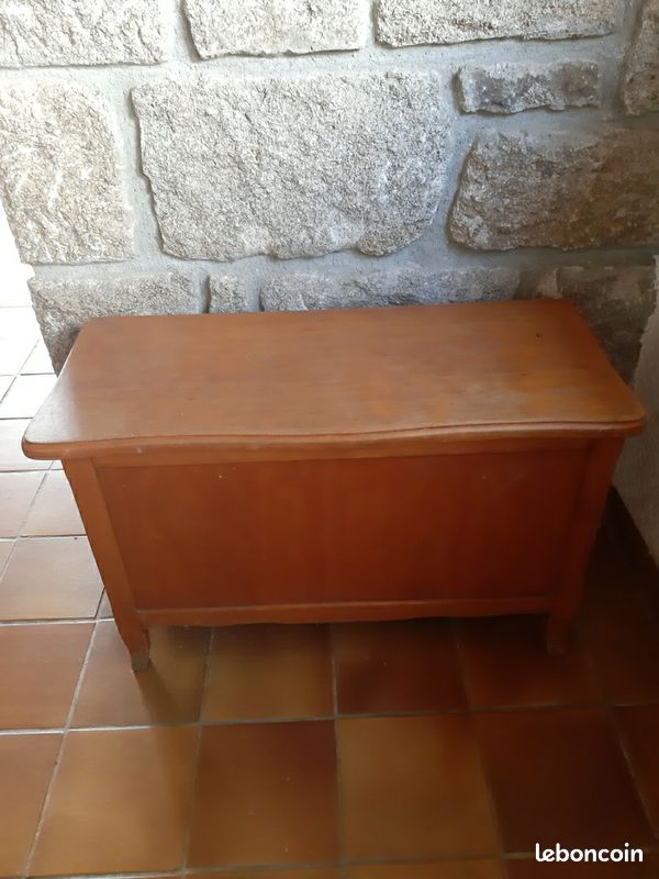 Coffre à jouet en bois (image 7)