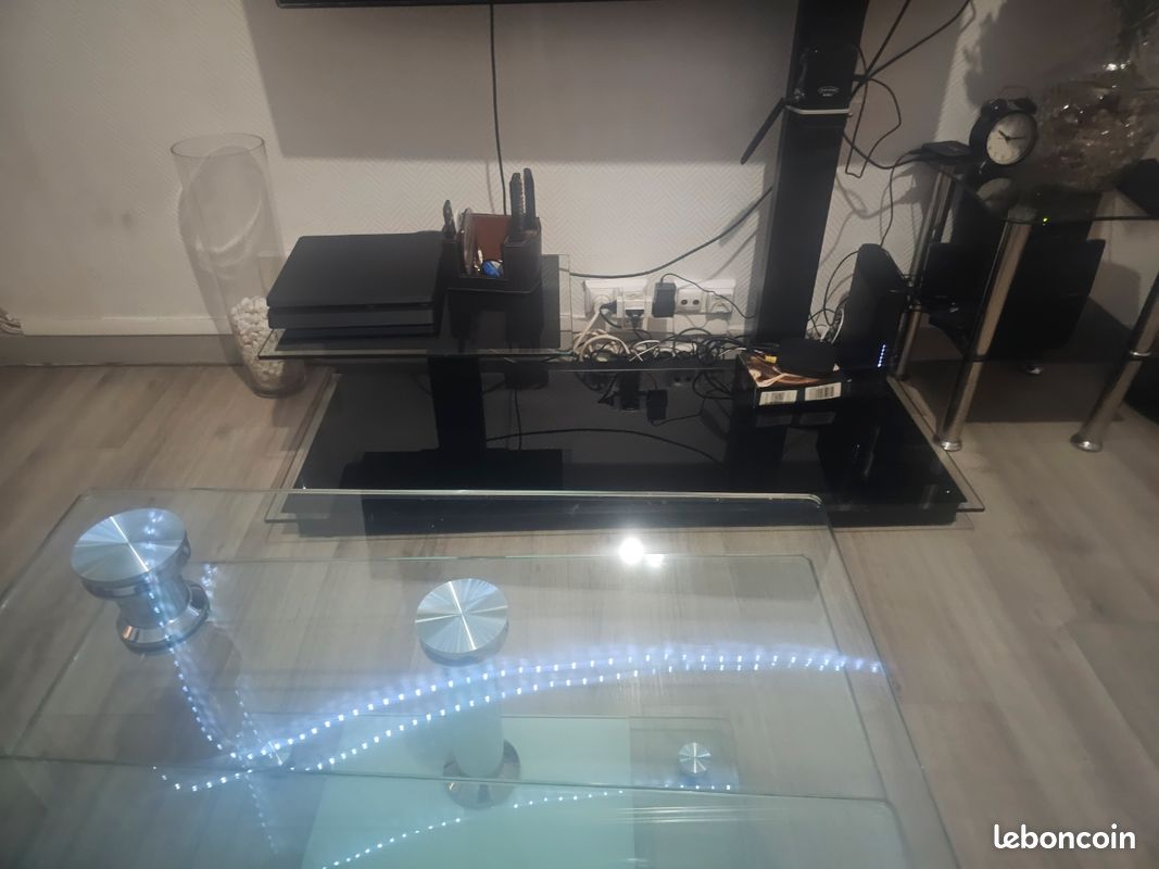 Meuble television (image 1)