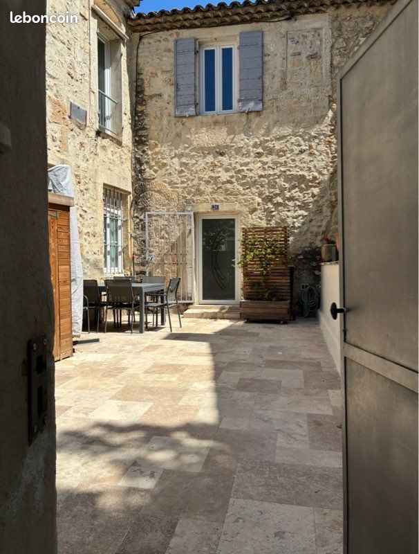 Maison 4 pièces 153 m² · à Mouriès · 153 m² · 289 000 €