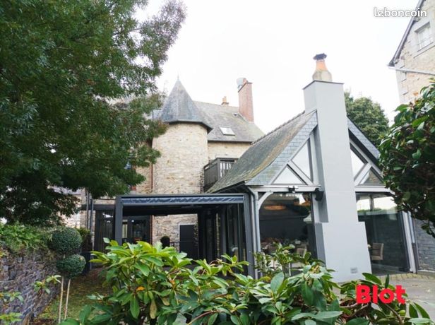 Maison 15 pièces 241 m²