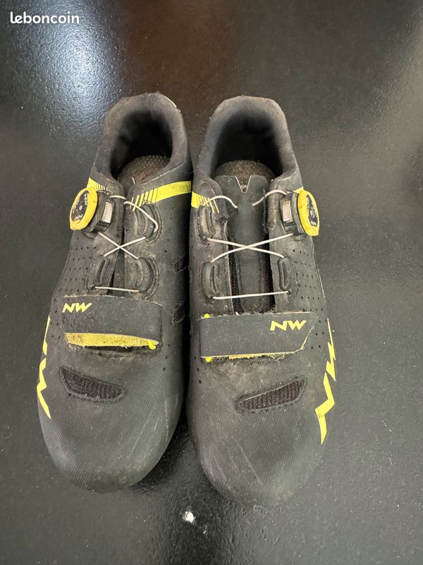 Chaussure de vélo de route (image 1)