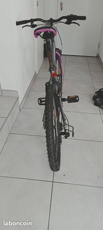 Vends vélo VTT (image 3)