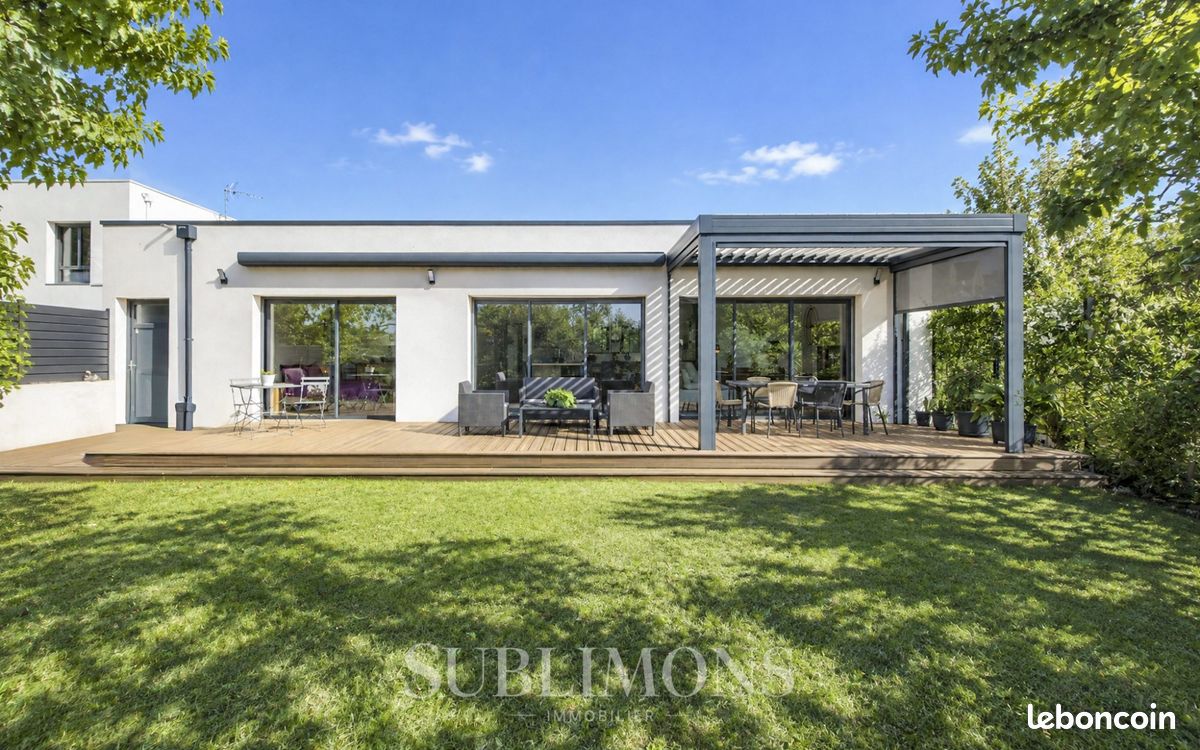 Maison 4 pièces 127 m² · à Brech · 127 m² · 588 850 €