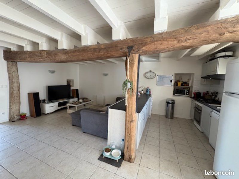 Maison 2 pièces 65 m² · à Aigrefeuille-d'Aunis · 65 m² · 750 €