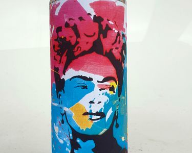 Sculpture Street Art Signée PyB - Thème Frida Kahlo, Style Pop Art Graffiti Bombe Aérosol