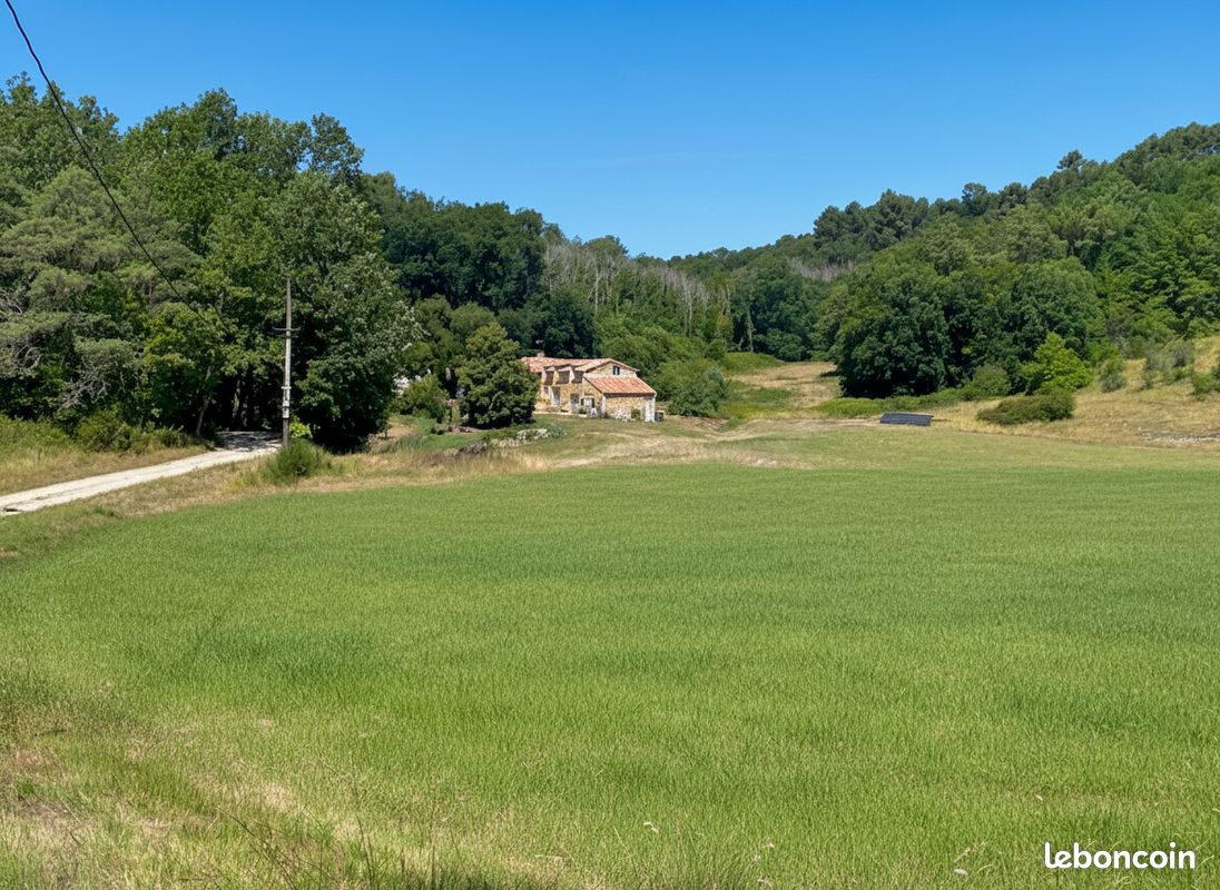 Maison 12 pièces 300 m² · à Manzac-sur-Vern · 300 m² · 548 000 €