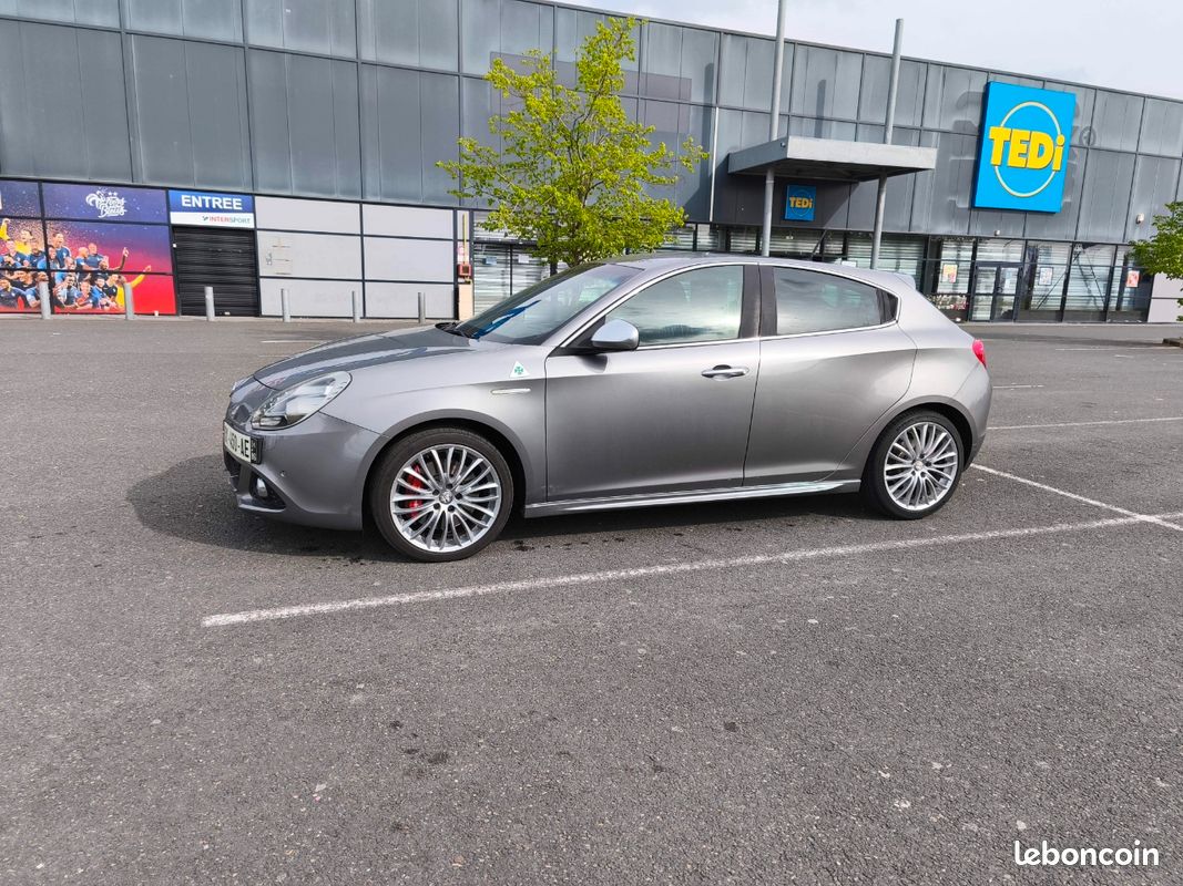 Giulietta Quadrifolio 1.8TBI (image 1)