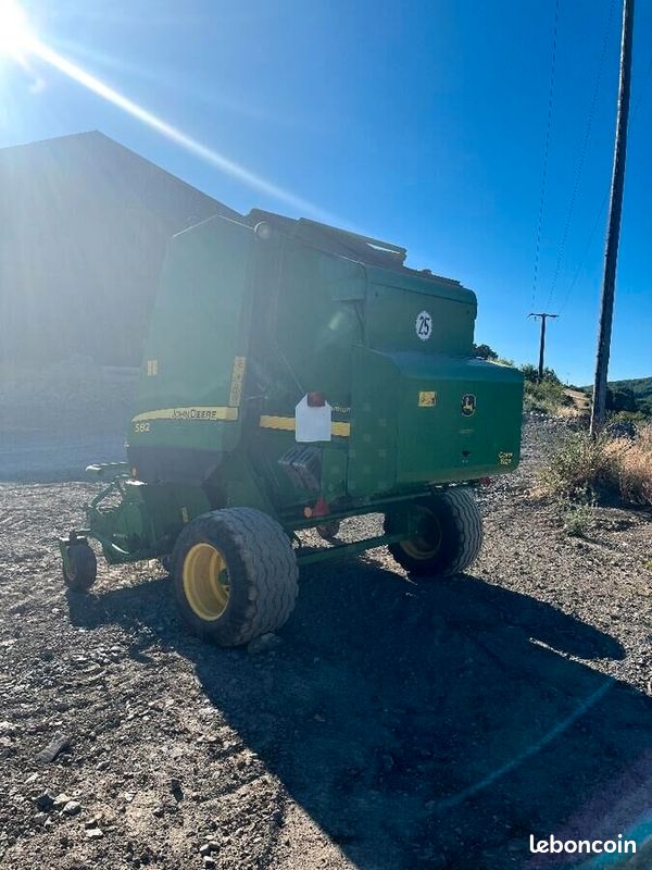 John Deere 582 (image 3)
