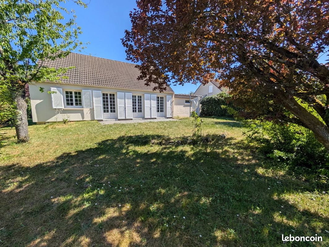 Maison 6 pièces 121 m² · à Bois-le-Roi · 121 m² · 460 000 €