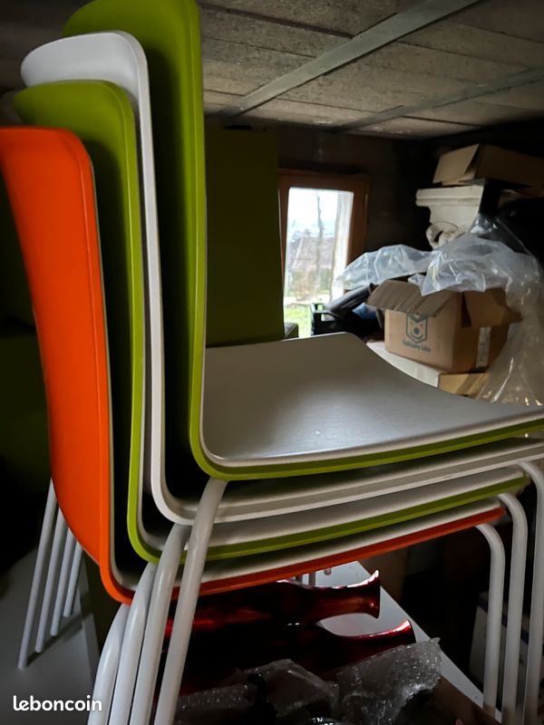4 Chaises design PEDRALI modèle TWEET empilable orange vert gris (image 5)