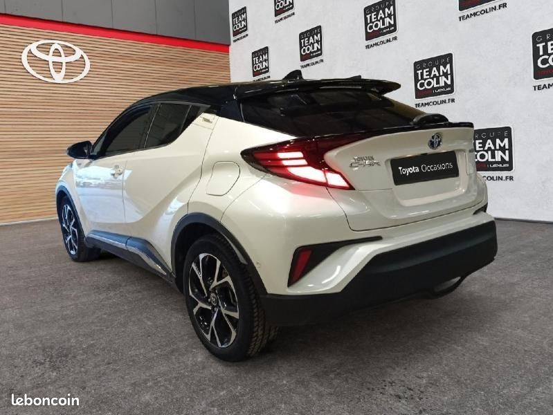 Toyota C-HR 122h Collection 2WD E-CVT MY22 (image 3)