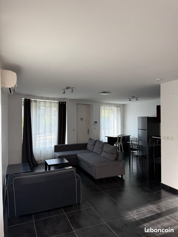 Appartement 2 pièces 60 m² · à Rillieux-la-Pape · 60 m² · 700 €/mois