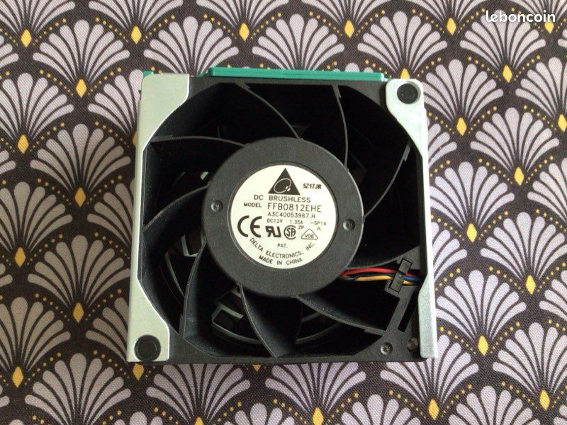 Ventilateur DELTA Ventilateur DC Brushless FFB0812EHE 12V Kit Rackable A3C40053967.H 80x80x40mm (image 3)
