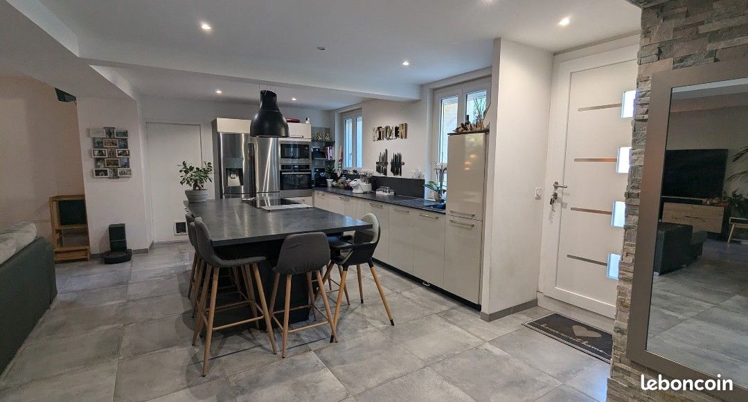 Maison 6 pièces 152 m² · à Beaumont-lès-Valence · 152 m² · 369 000 €