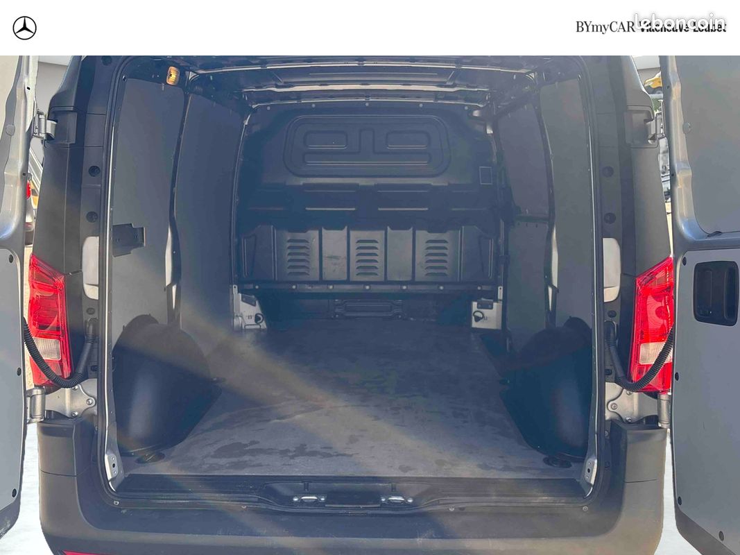 Mercedes vito fourgon 116 cdi compact bva rwd pro (image 13)