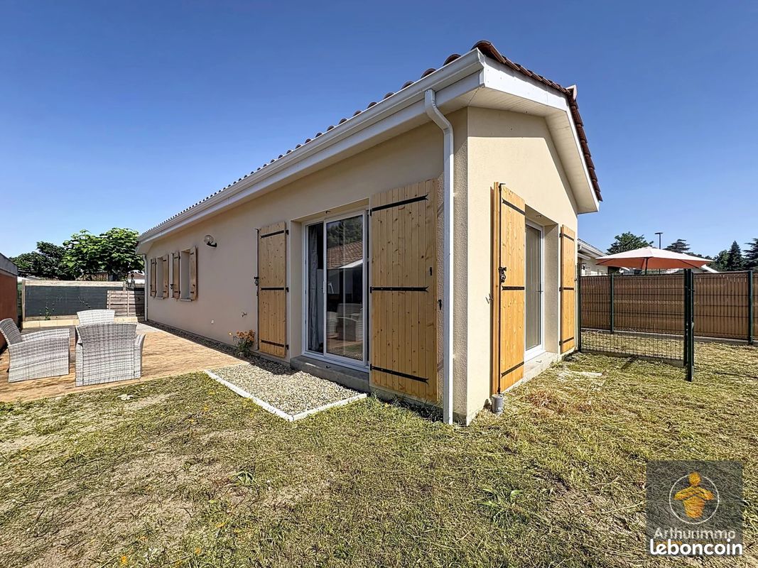 Maison 3 pièces 52 m² · à Saint-Julien-en-Born · 52 m² · 750 €