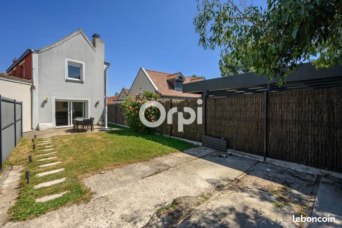 Maison 3 pièces 110 m² · à Péronne-en-Mélantois · 110 m² · 315 000 €