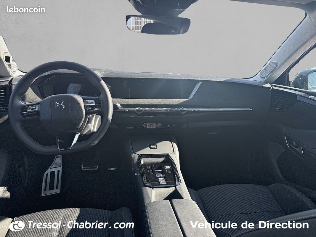 DS N°4 Hybride 145 e-DCT6 Etoile - Alcantara (image 9)