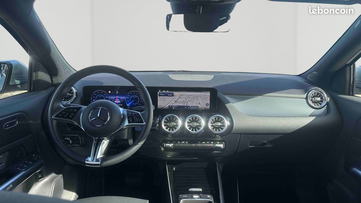Mercedes eqa 250+ (image 9)