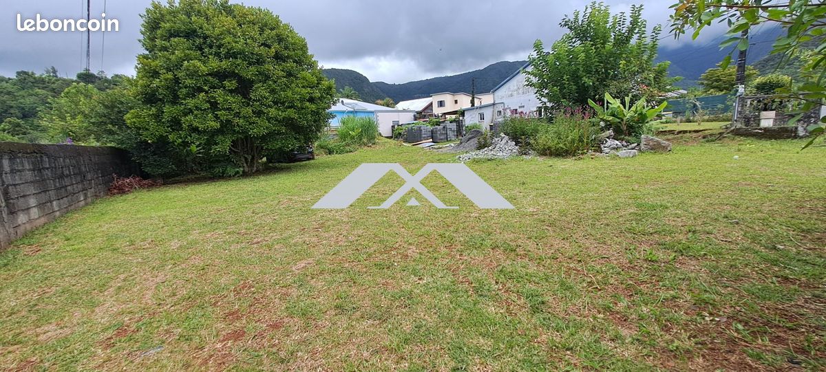 Terrain 764 m² · à Saint-Joseph · 764 m² · 125 190 €