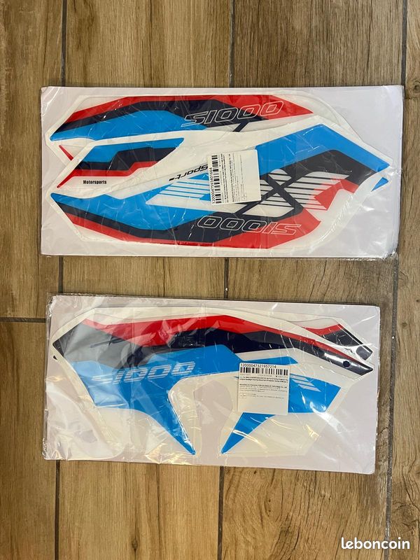 Autocollants stickers BMW S1000XR (image 1)